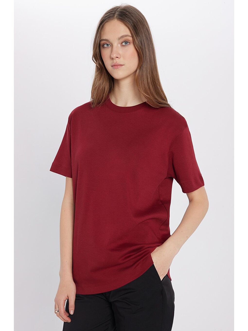 TUDORS Unisex Relax Fit Rahat Kesim %100 Pamuk Yumuşak Dokulu Basic Bisiklet Yaka Bordo Tişört - 3