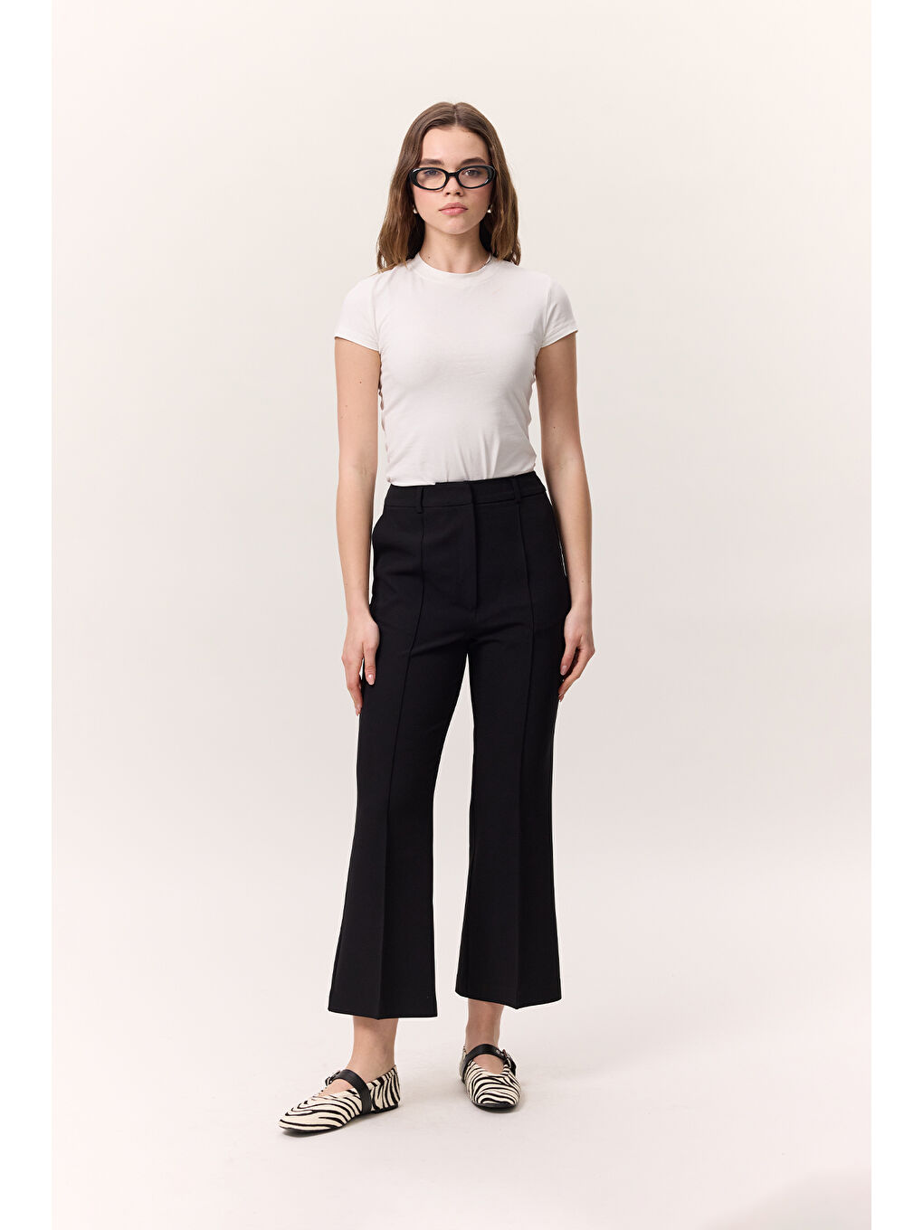 Dikiş Detaylı Flare Pantolon Siyah-6