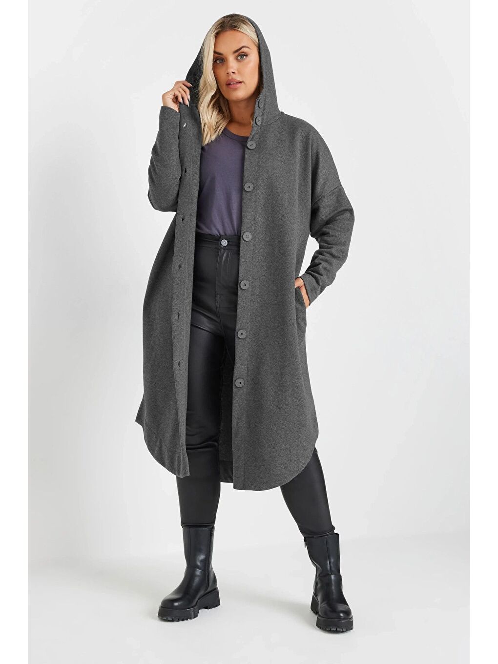 Gri Büyük Beden Kapüşonlu Cepli Önü Düğme Kapamalı Uzun Ceket 303762-1