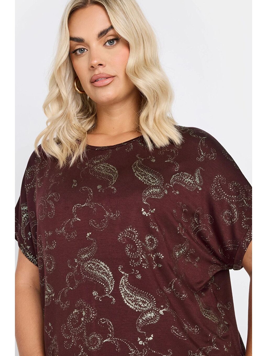 Bordo Büyük Beden Kısa Kollu Bisiklet Yaka Metalik Desenli Bluz 303666-4