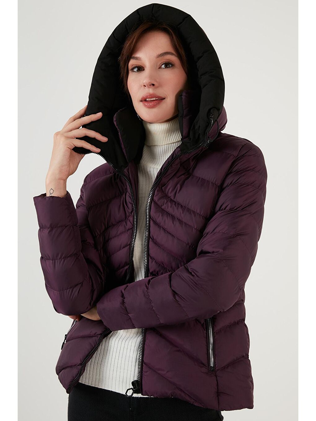 Mor Kapüşonlu Cepli Dar Kesim Şişme Mont 6274120-2