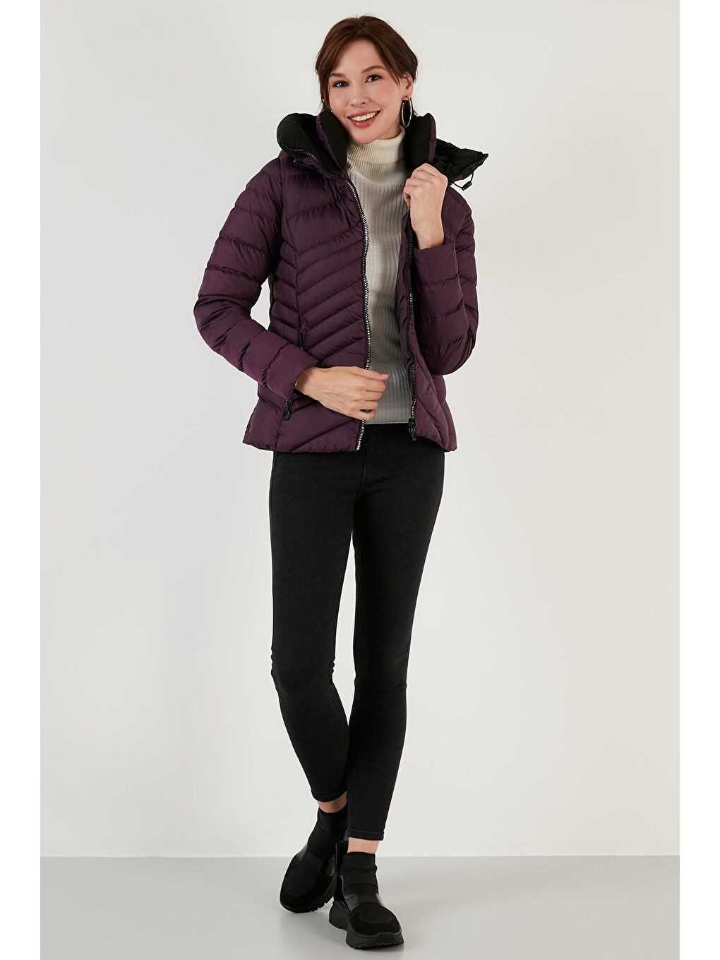 Mor Kapüşonlu Cepli Dar Kesim Şişme Mont 6274120-3