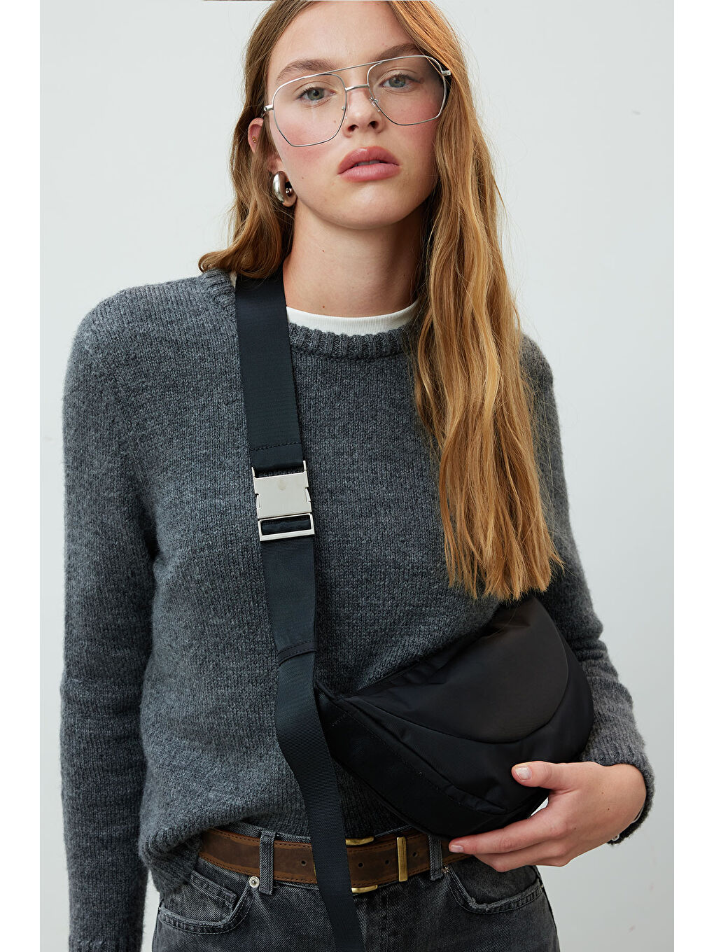 Lexa Metal Tokalı Çapraz Çanta Siyah-1