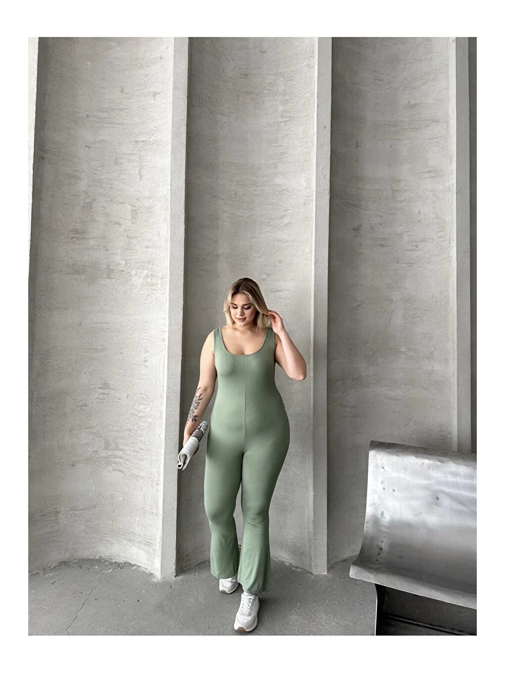 Yeşil Büyük Beden Sıfır Kol İspanyol Paça Kapamasız Esnek Tulum 224983-4