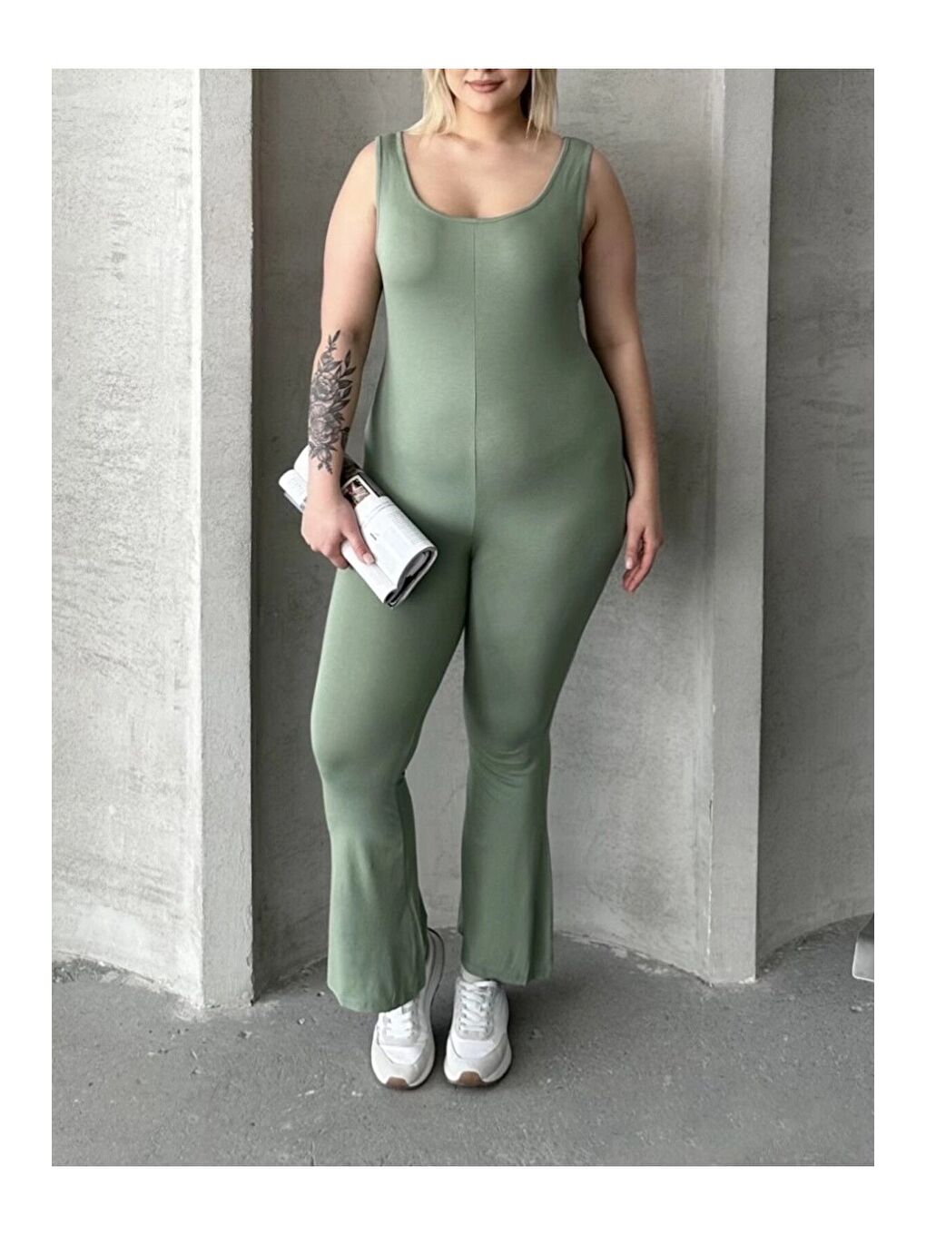 Yeşil Büyük Beden Sıfır Kol İspanyol Paça Kapamasız Esnek Tulum 224983-5