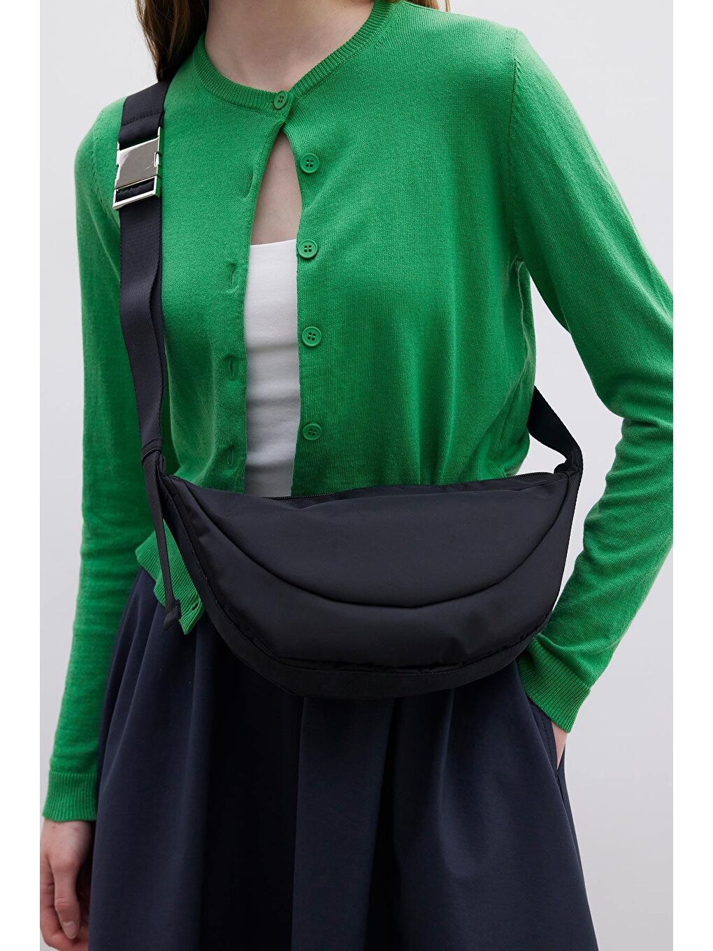 Lexa Metal Tokalı Çapraz Çanta Siyah-3