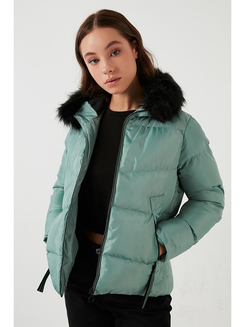 Yeşil Yakası Suni Kürklü Kapüşonlu Şişme Mont 497MELIS-2