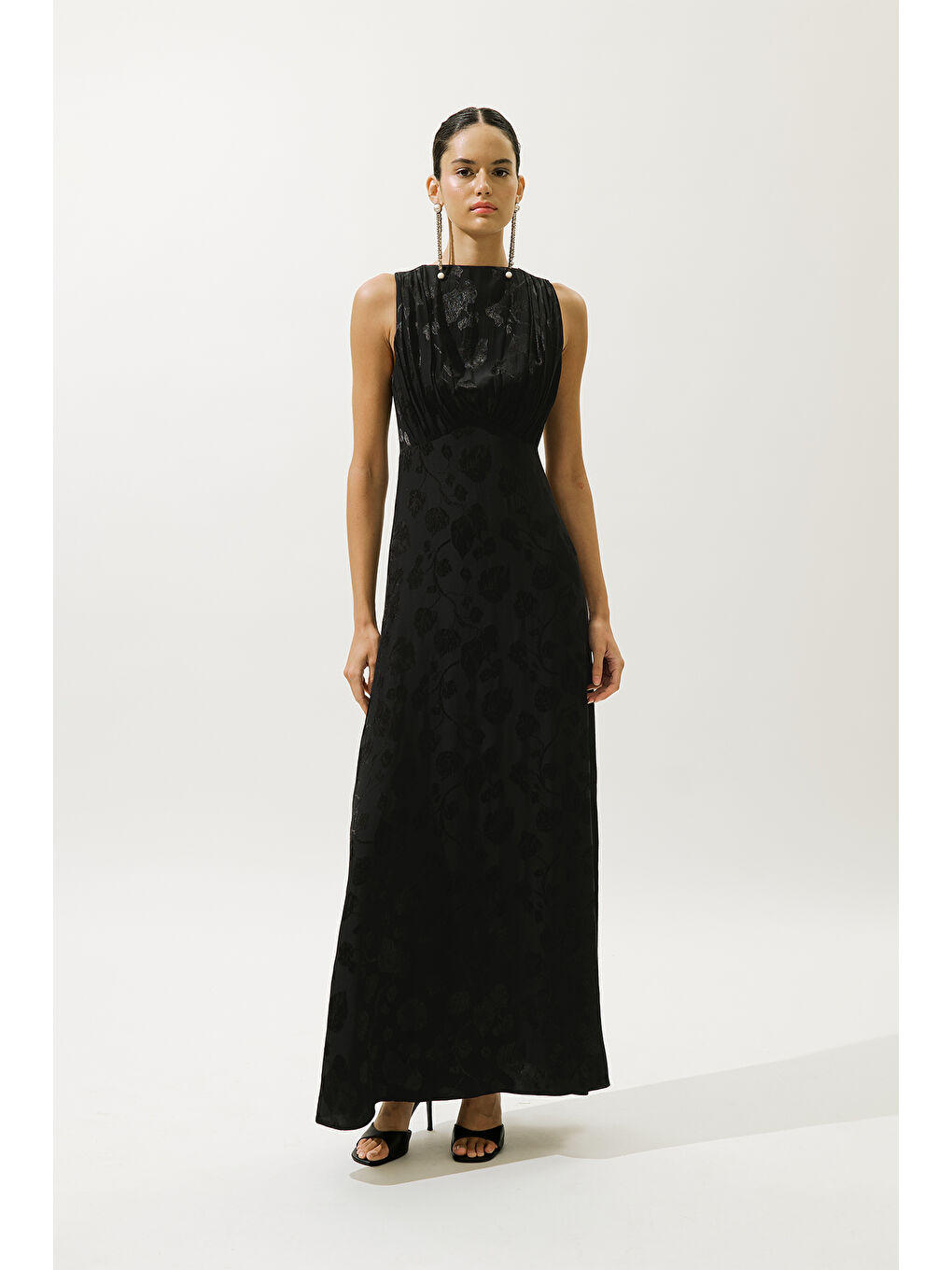 Saten Askılı Abiye Elbise Siyah