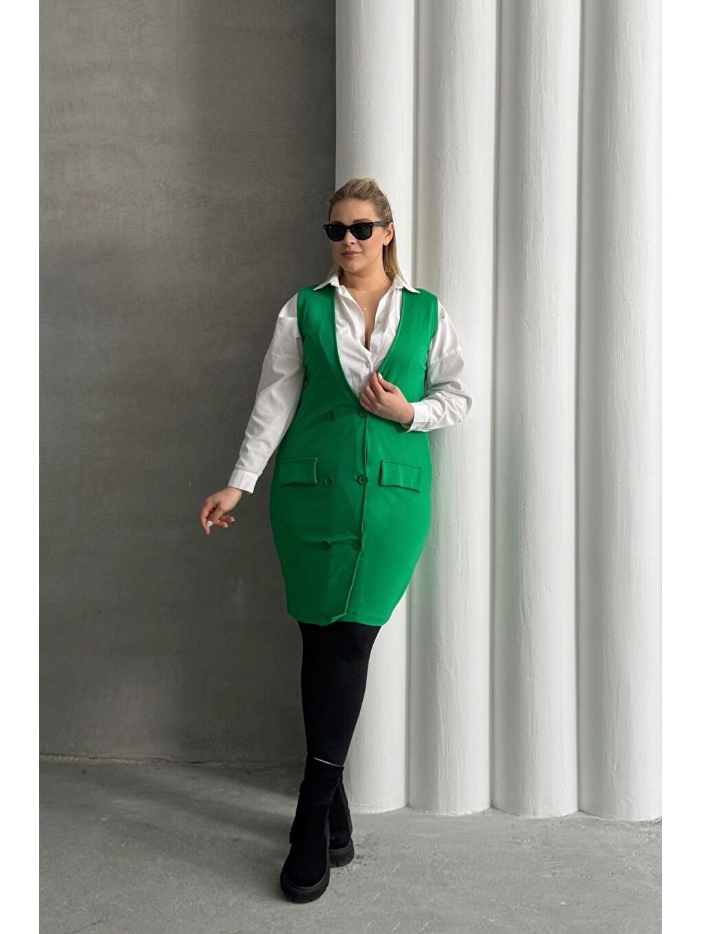 Yeşil Büyük Beden Sıfır Kol Önü Düğmeli Cep Görünümlü Hırka 300860-5
