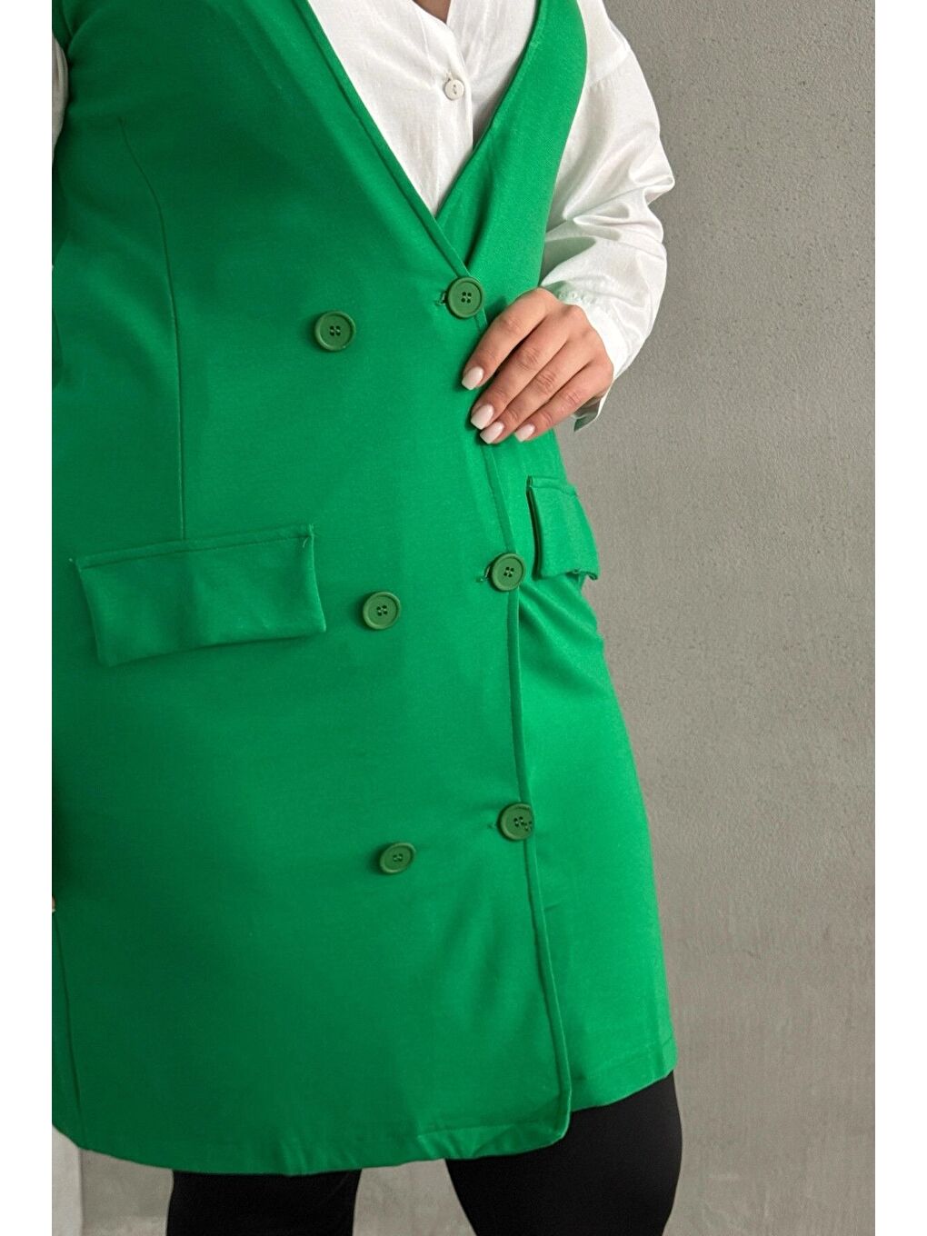 Yeşil Büyük Beden Sıfır Kol Önü Düğmeli Cep Görünümlü Hırka 300860-6