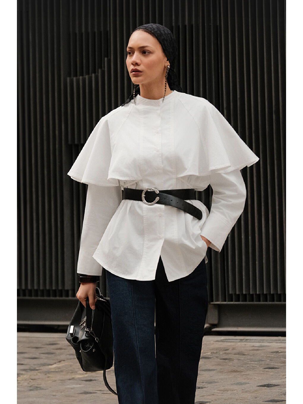 Pelerinli Tasarım Gömlek Ekru