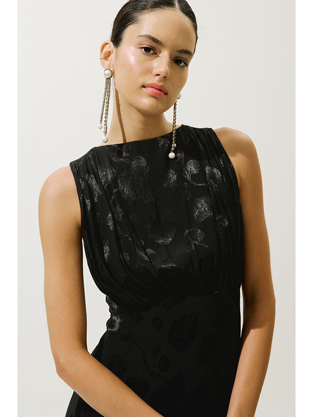 Saten Askılı Abiye Elbise Siyah-4