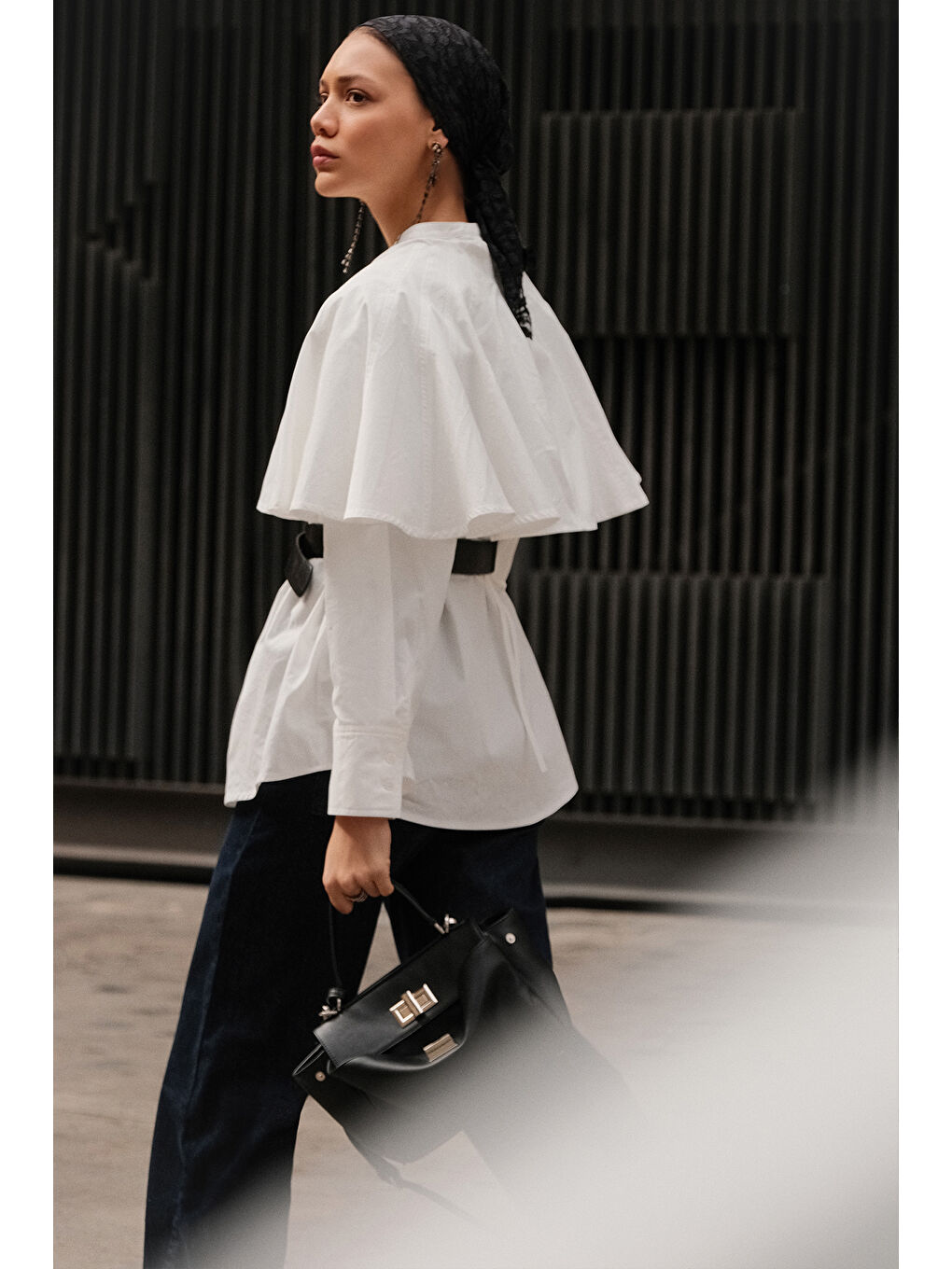 Pelerinli Tasarım Gömlek Ekru-2