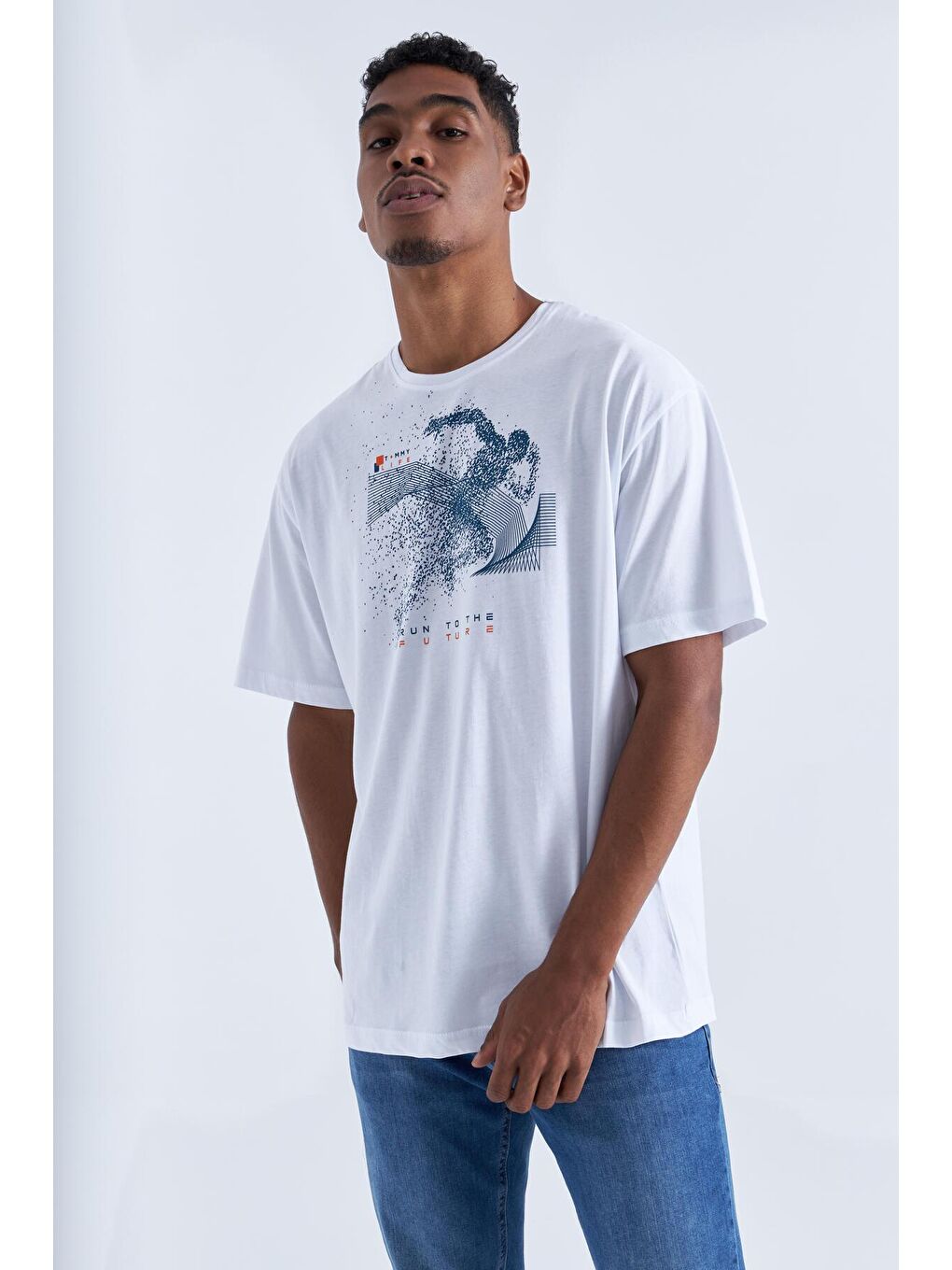 Beyaz Baskı Detaylı O Yaka Erkek Oversize Tişört  - 88093-2