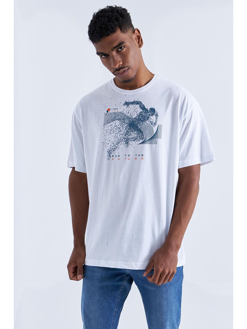 Beyaz Baskı Detaylı O Yaka Erkek Oversize Tişört  - 88093-4