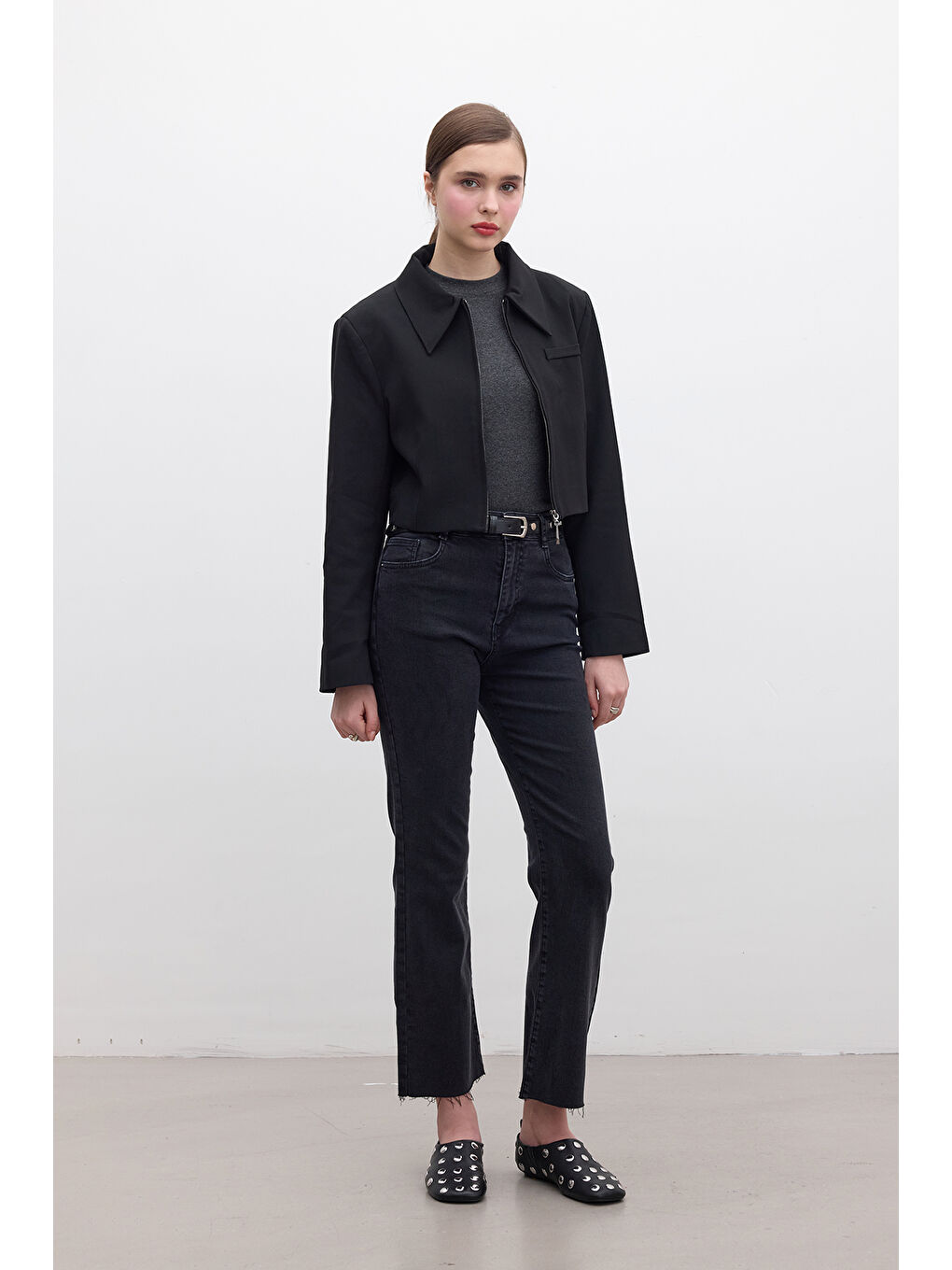 Klasik Kesim Crop Blazer Ceket Siyah-2