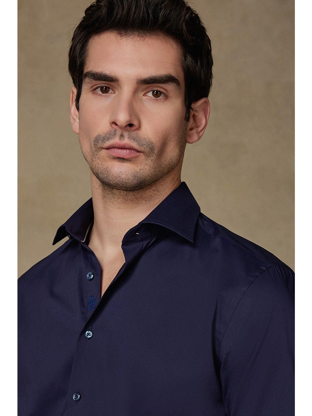 Enzo Poplin Stretch Pamuk Karışımlı Slim Fit Lacivert Klasik Yaka Erkek Düz Gömlek-3