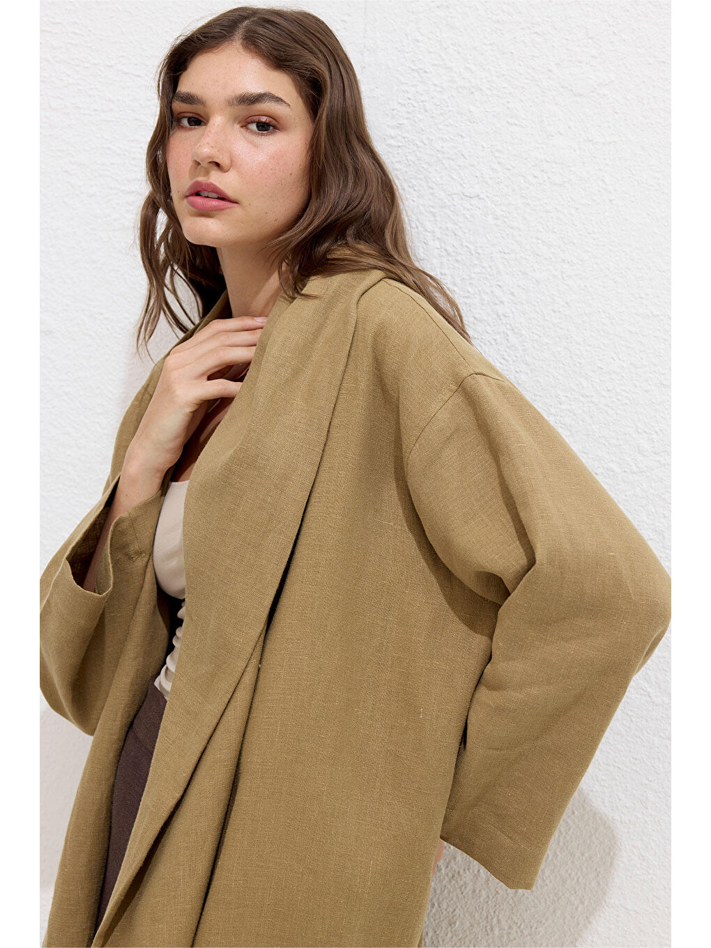 Bej Kapüşonlu Keten Trençkot Sahra-1