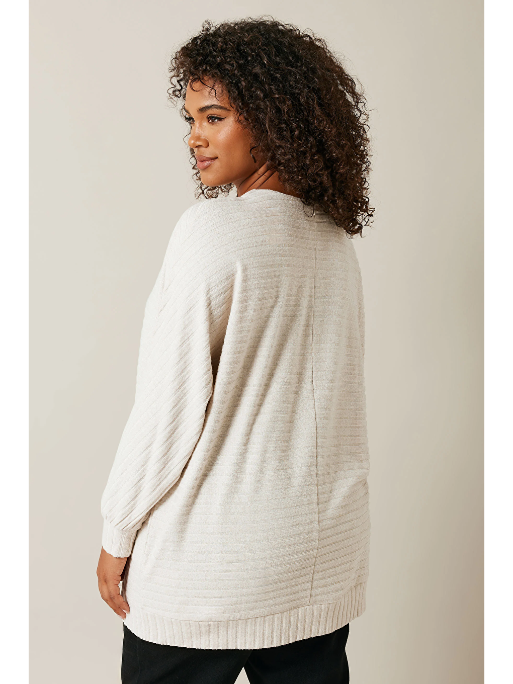 Bej Büyük Beden Uzun Kollu Beli Lastikli Bisiklet Yaka Fitilli Kazak 615140-2