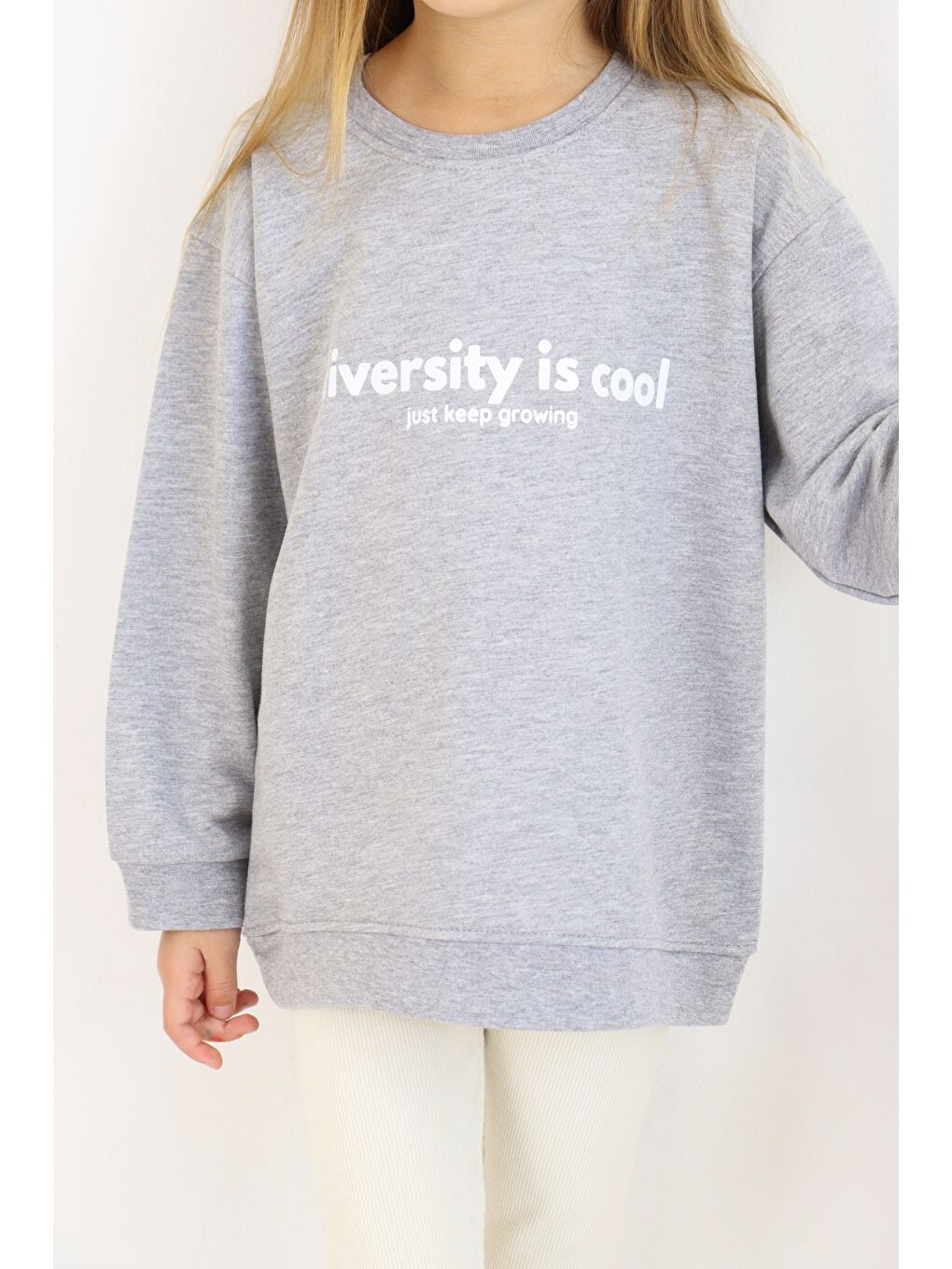 Gri Diversity Baskılı Unisex Sweatshirt-4