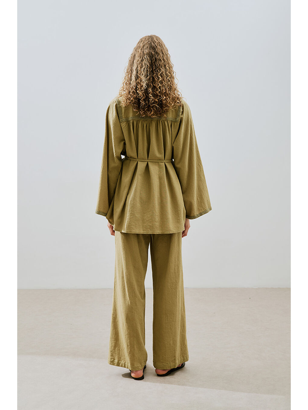 Dokulu Bağlamalı Pantolon Haki-6