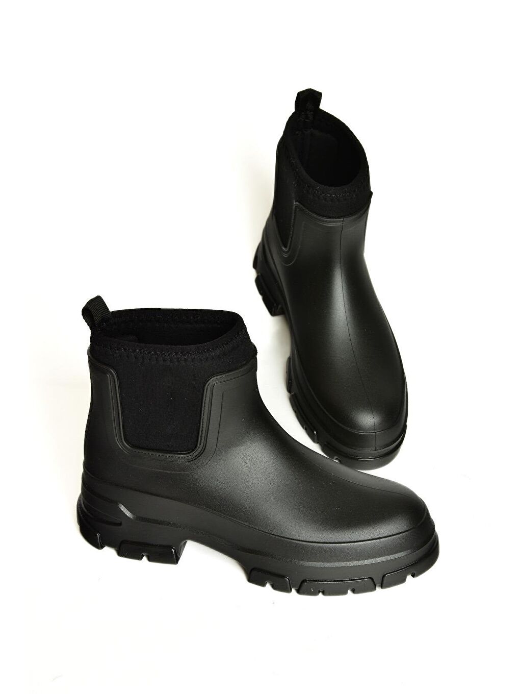 T858685409 Siyah Kadın Bot-2