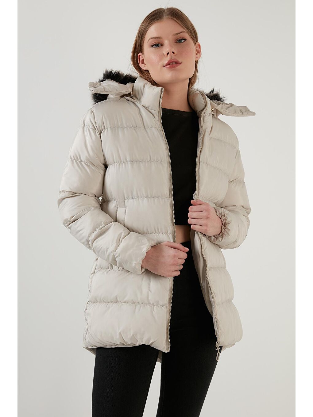 Gri Yakası Tüylü Çıkarılabilir Kapüşonlu Cepli Şişme Mont 5769000-1