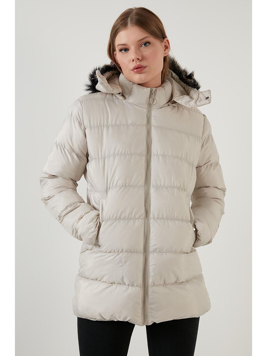 Gri Yakası Tüylü Çıkarılabilir Kapüşonlu Cepli Şişme Mont 5769000-2