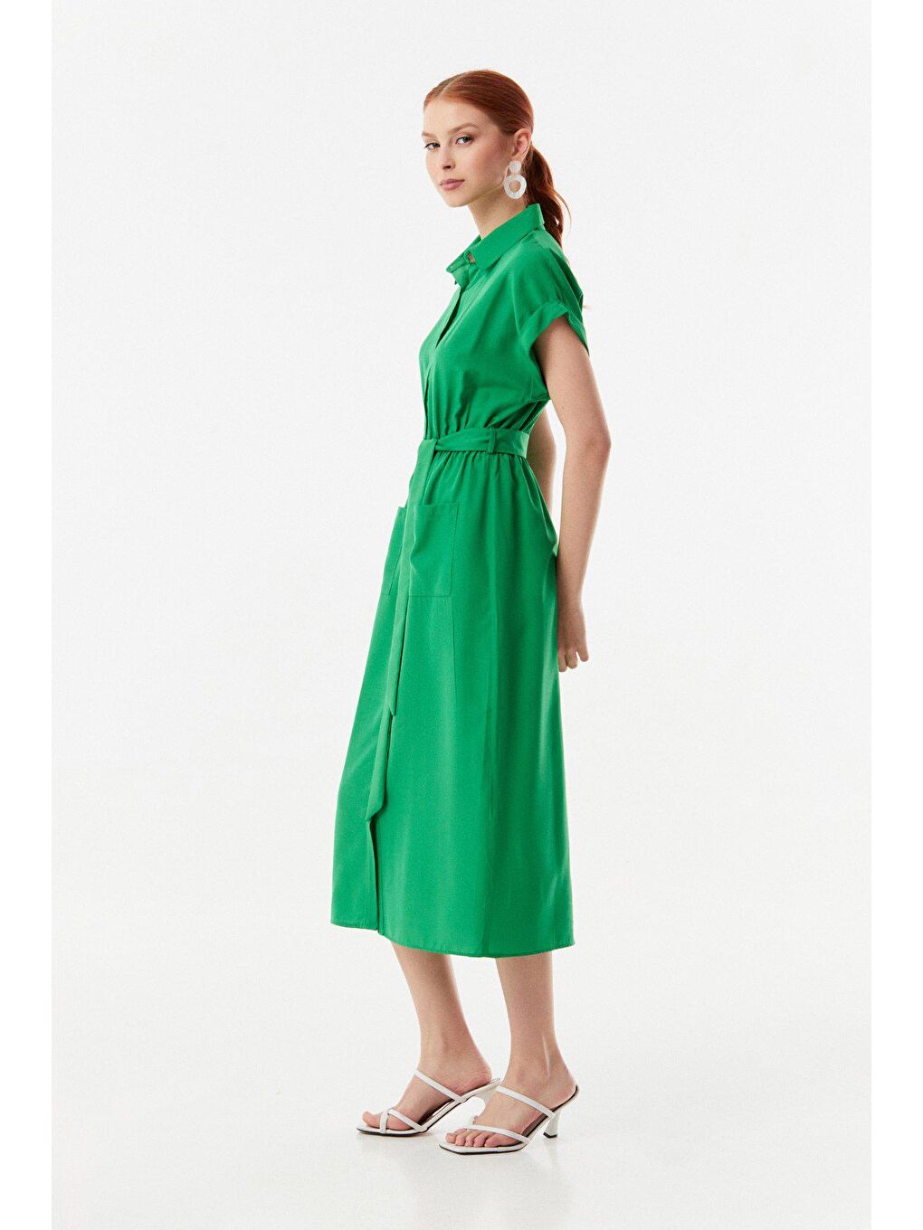 Yeşil Boydan Düğmeli Beli Lastikli Kuşaklı Elbise-1