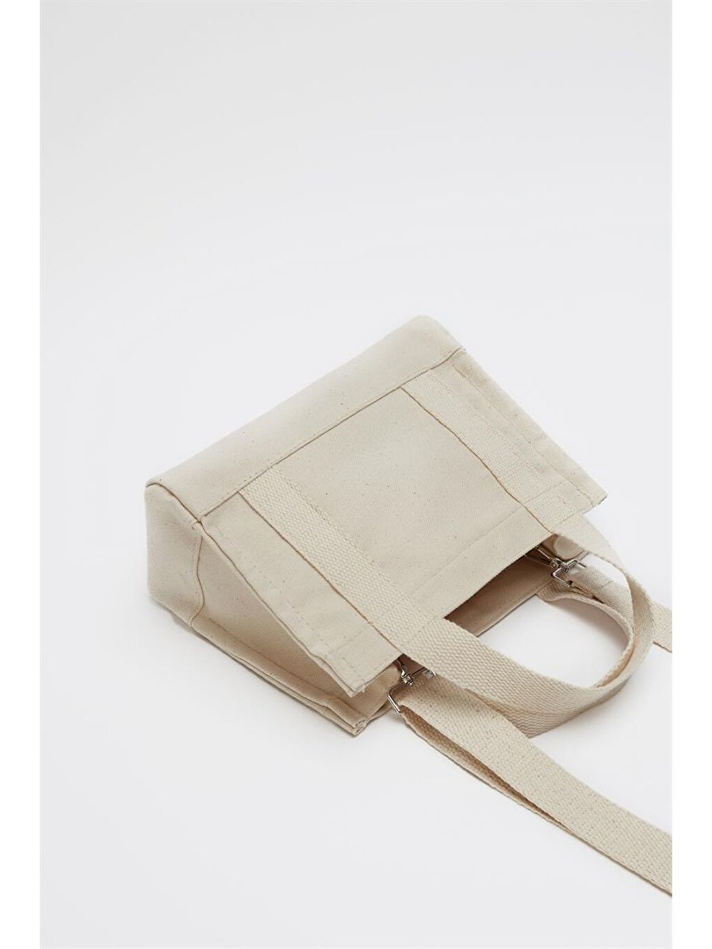 Ekru Çapraz Askılı Kanvas Çanta Krem-1