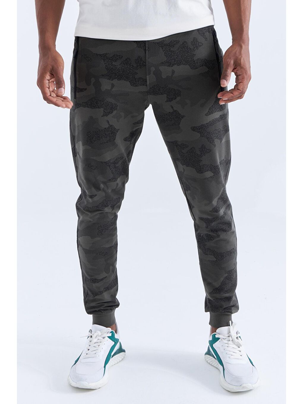 TOMMYLIFE Haki Kamuflaj Desenli Dar Kalıp  Jogger Erkek Eşofman Alt - 84754 - 3