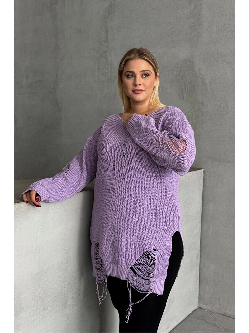 Mor Büyük Beden Uzun Kollu Bisiklet Yaka Yırtık Detaylı Triko Kazak T-3-1