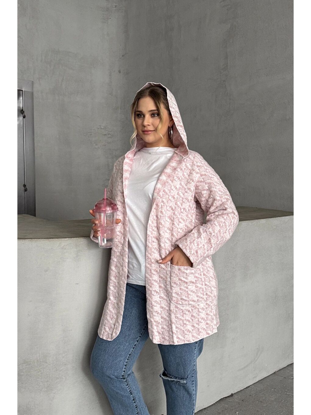 Pembe Büyük Beden Uzun Kollu Kapüşonlu Cepli Önü Kapamasız İnce Hırka 301794-1