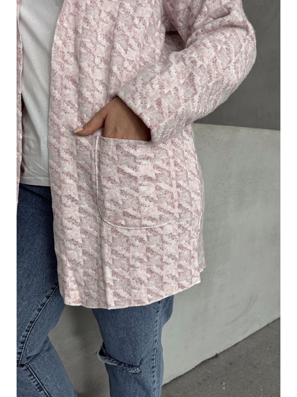 Pembe Büyük Beden Uzun Kollu Kapüşonlu Cepli Önü Kapamasız İnce Hırka 301794-6