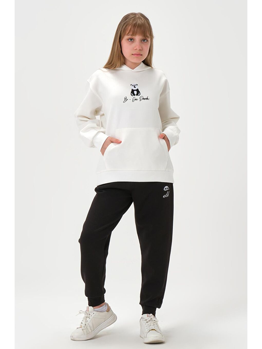 Ekru Kapüşonlu Nakış Detaylı Kız Çocuk Eşofman Takımı