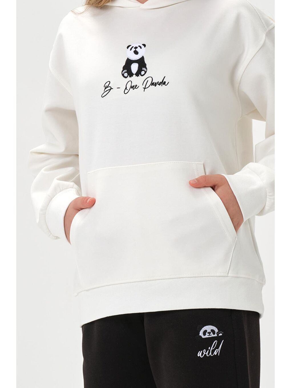 Ekru Kapüşonlu Nakış Detaylı Kız Çocuk Eşofman Takımı-4