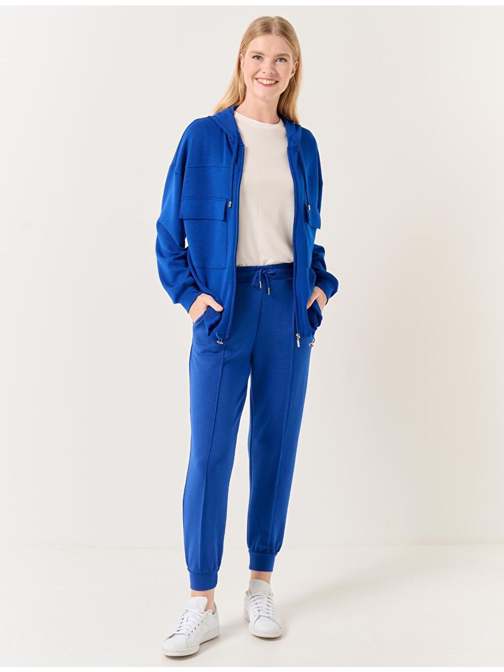 Mavi Saks Yüksek Bel Dar Paça Cepli Jogger Pantolon