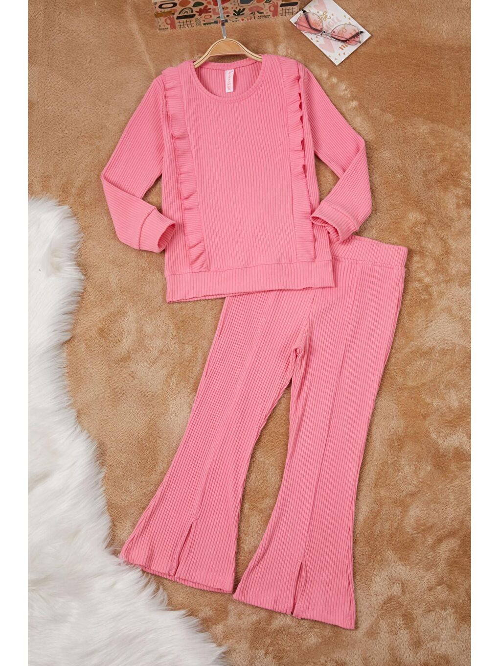 Pembe Yırtmaçlı Önü Fırfırlı Kız Çocuk Takım 17086