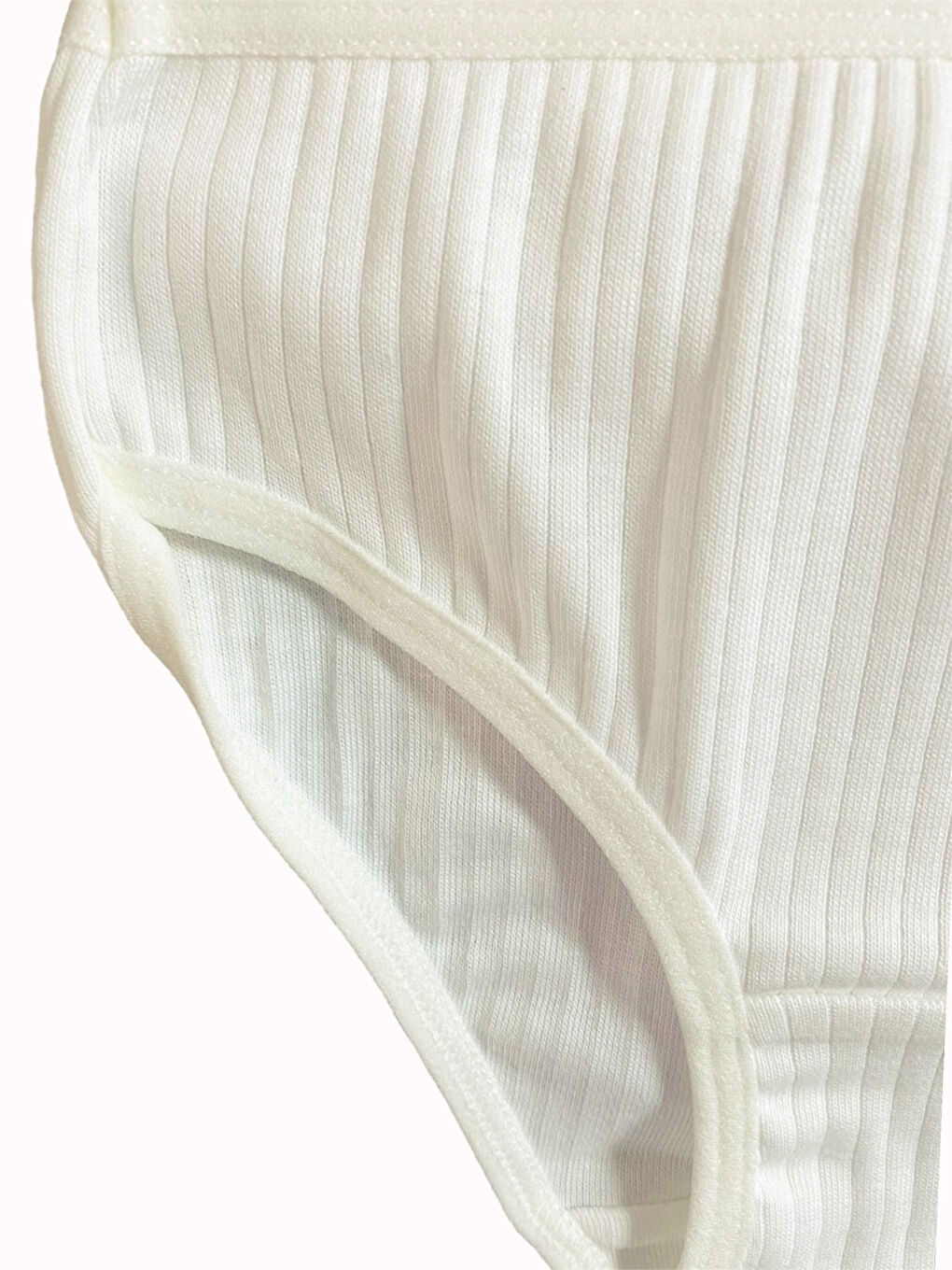 6'lı Kız Çocuk Pamuklu Karışık Renkli Fitilli Kaliteli Yumuşak Külot-1