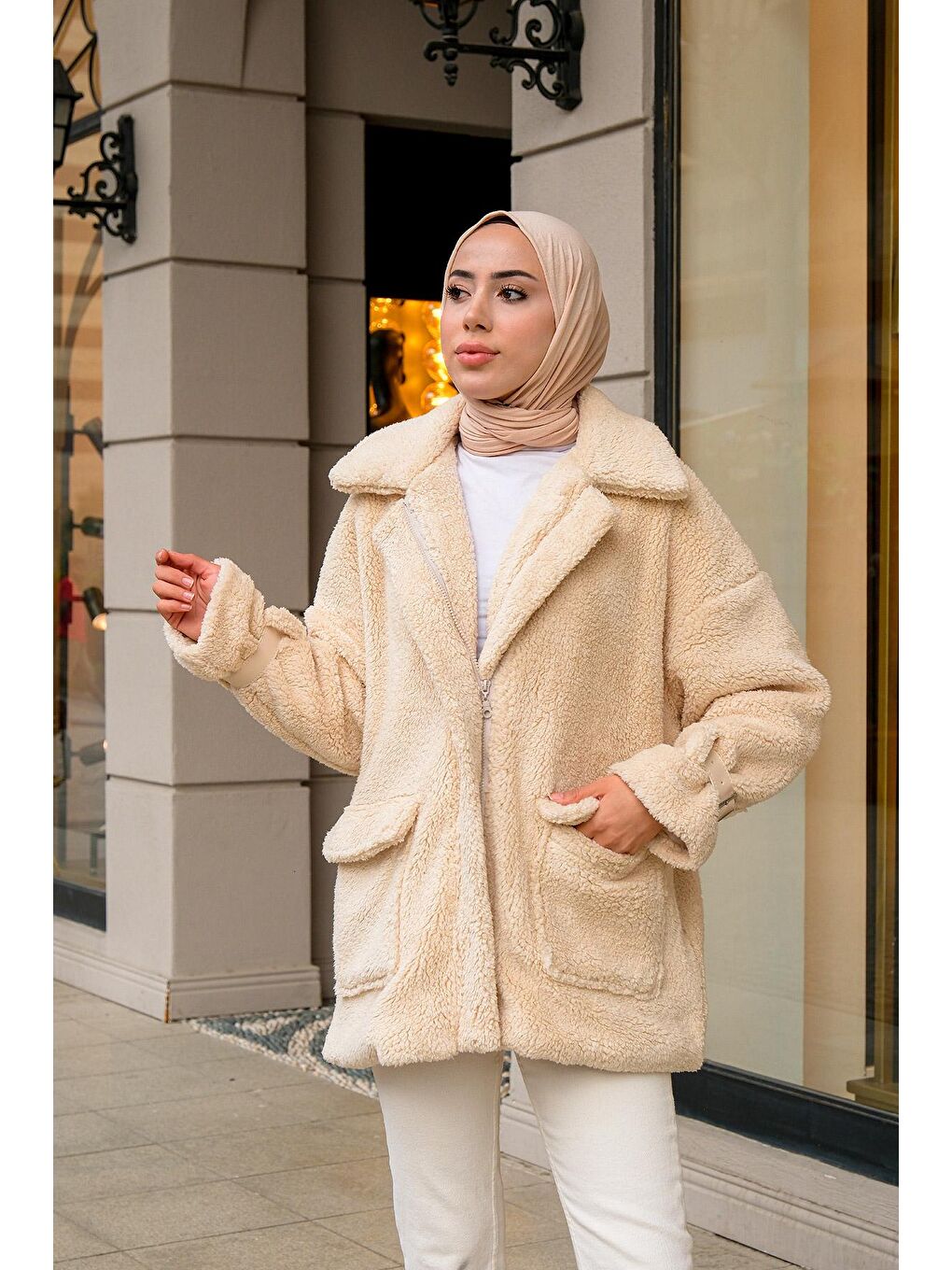 Ekru Kadın Kol Kemerli Peluş Astarlı Mont Krem-1