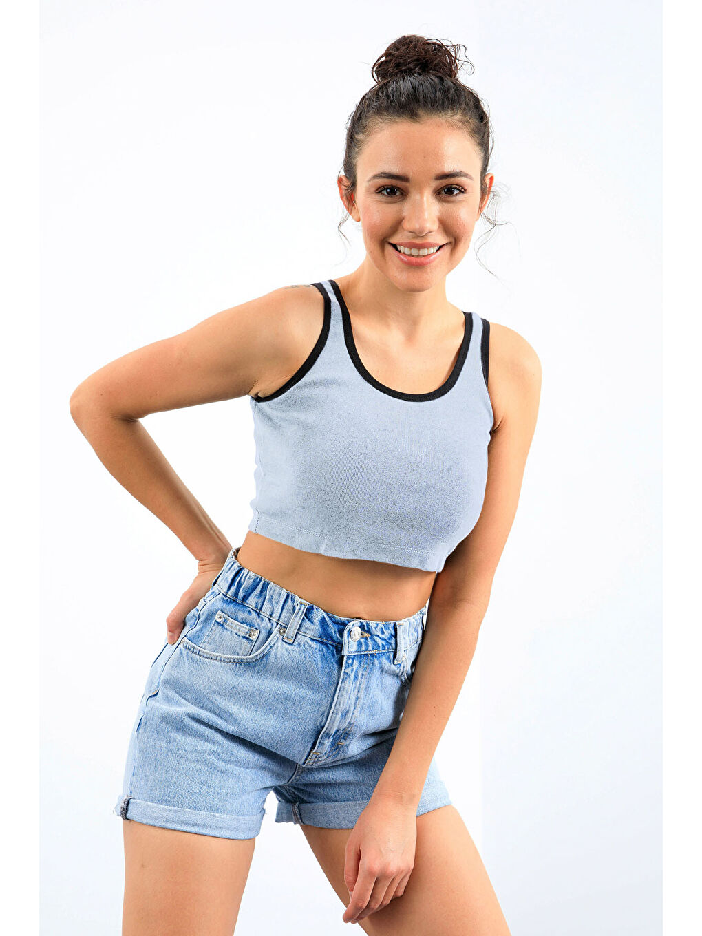 Gök Mavi Basic Sıfır Kol Dar Kalıp U Yaka Kadın Crop Top Atlet - 97162-3