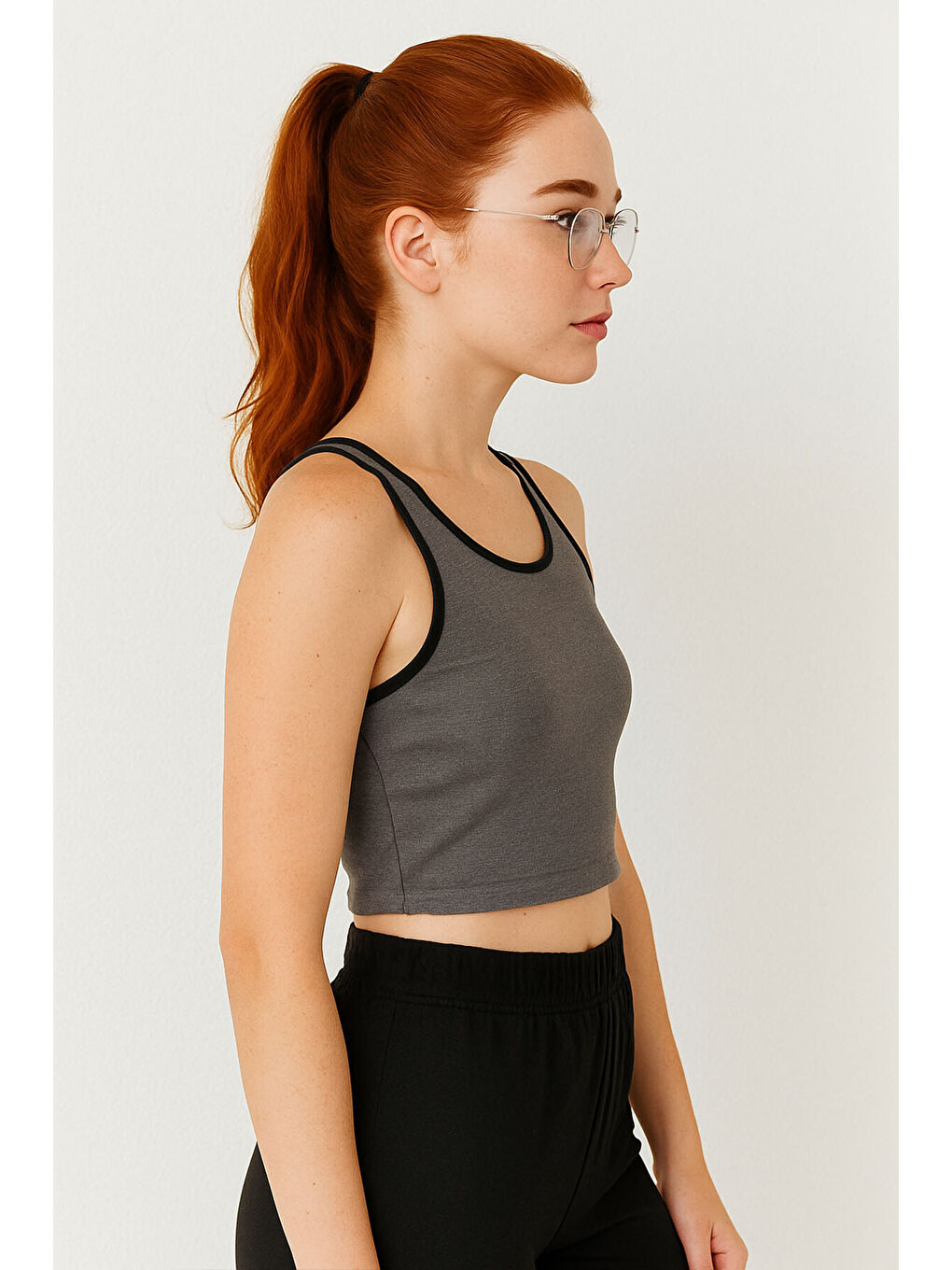 Antrasit Melanj Basic Sıfır Kol Dar Kalıp U Yaka Kadın Crop Top Atlet - 97162-3