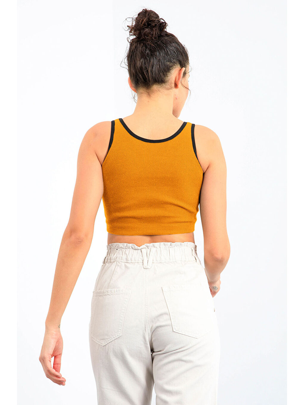 Sarı Hardal Basic Sıfır Kol Dar Kalıp U Yaka Kadın Crop Top Atlet - 97160-4