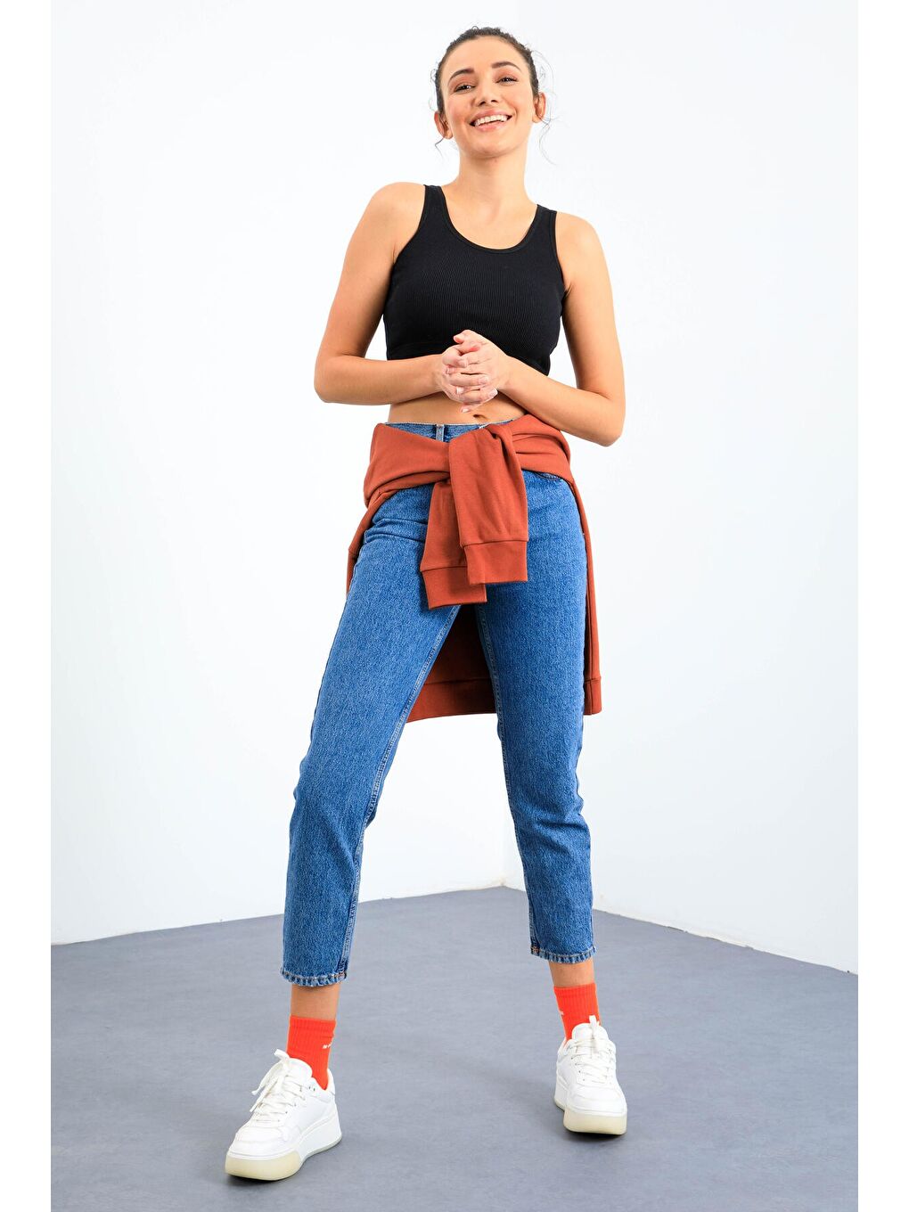 Lacivert Basic Sıfır Kol Dar Kalıp U Yaka Kadın Crop Top Atlet - 97160-2