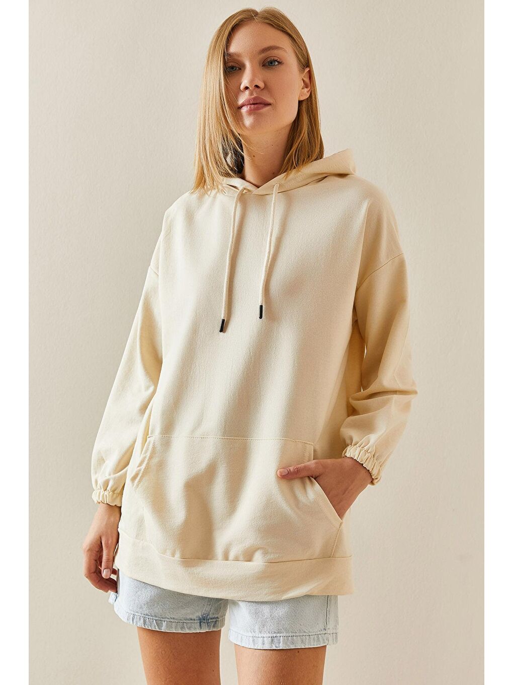 XHAN Krem Rengi Kanguru Cepli Oversize Kapüşonlü Sweatshirt 3YXK8-47461-22 - 1