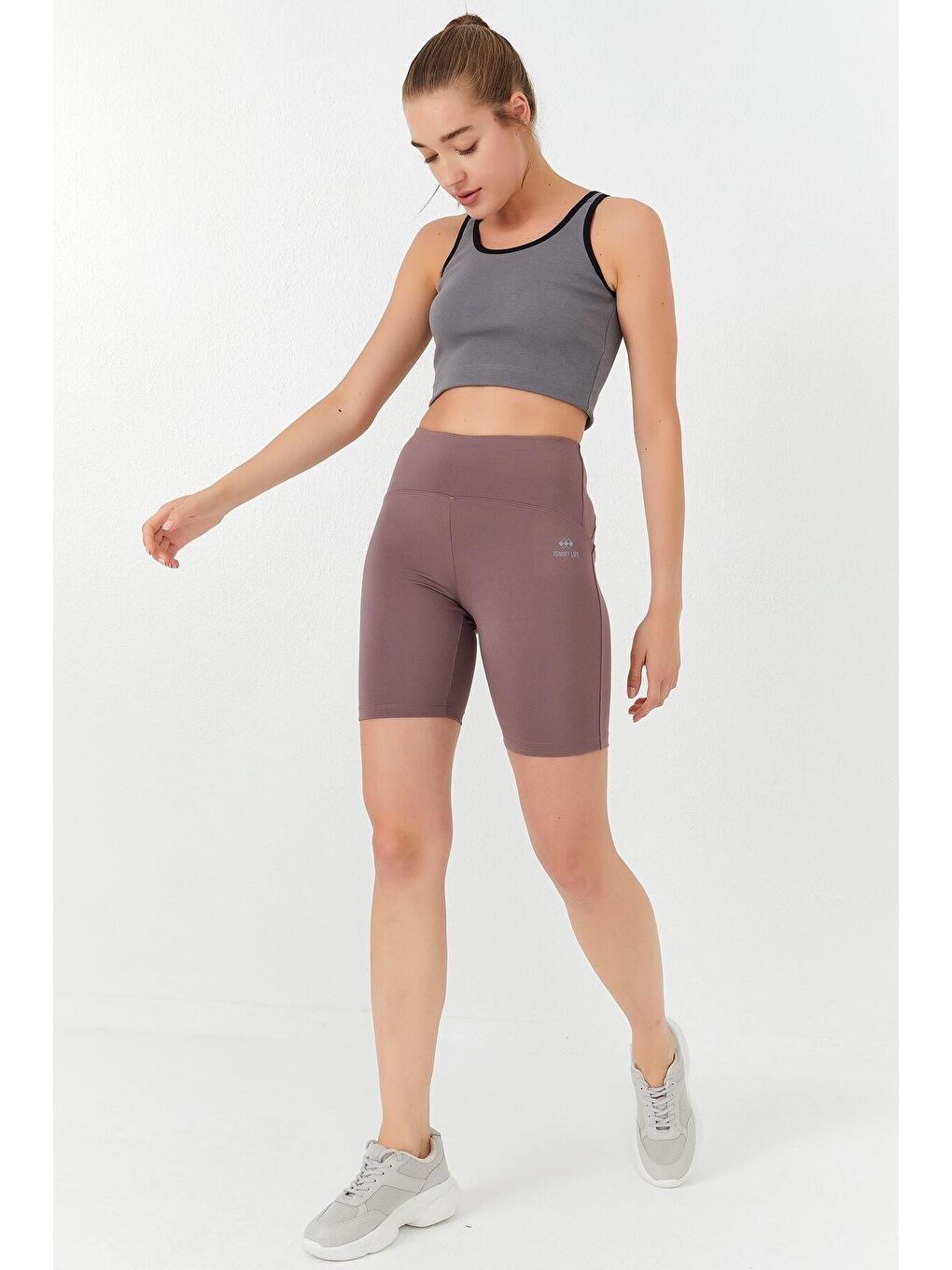 Yeşil Çağla Basic Sıfır Kol Dar Kalıp U Yaka Kadın Crop Top Atlet - 97162-1