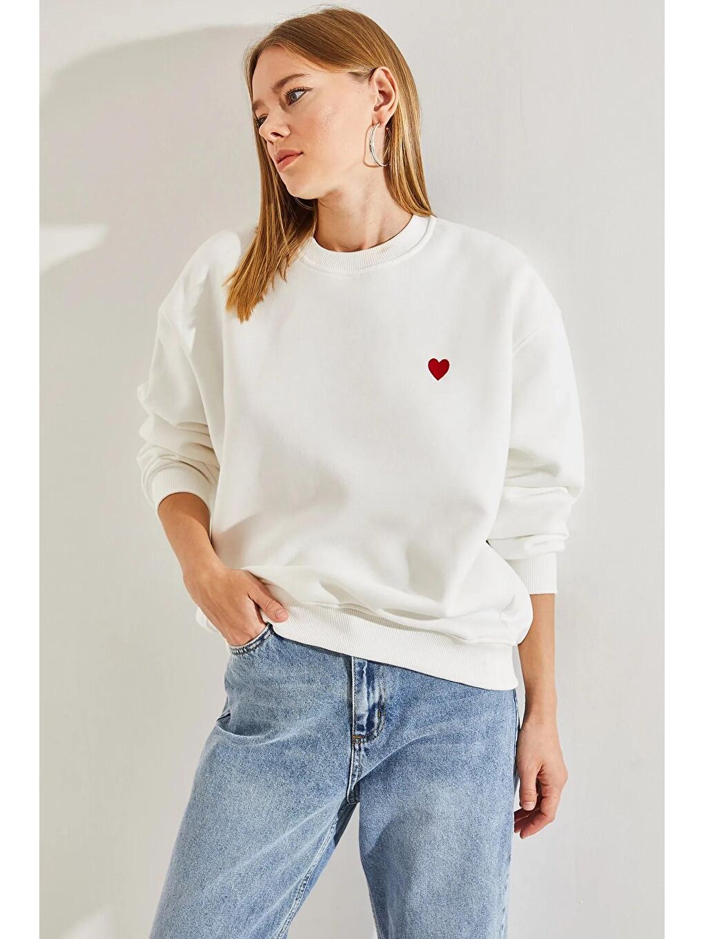 Kırmızı Kadın Kalp Baskılı Üç İplik Şardonlu Sweatshirt-4