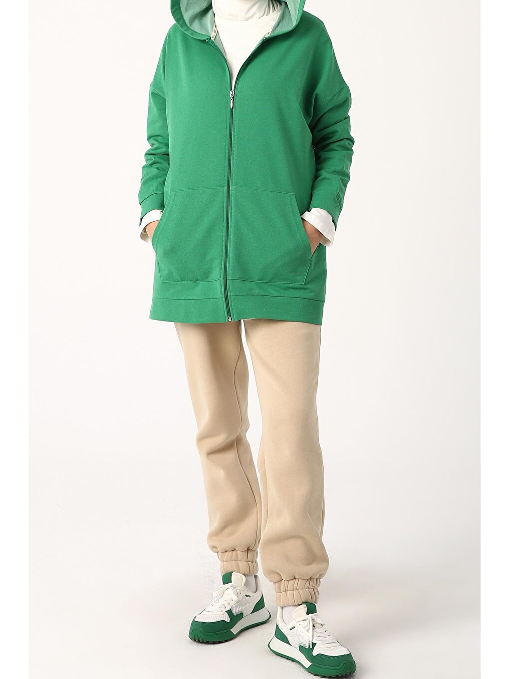 Yeşil Kapüşonlu Fermuarlı Hırka-1