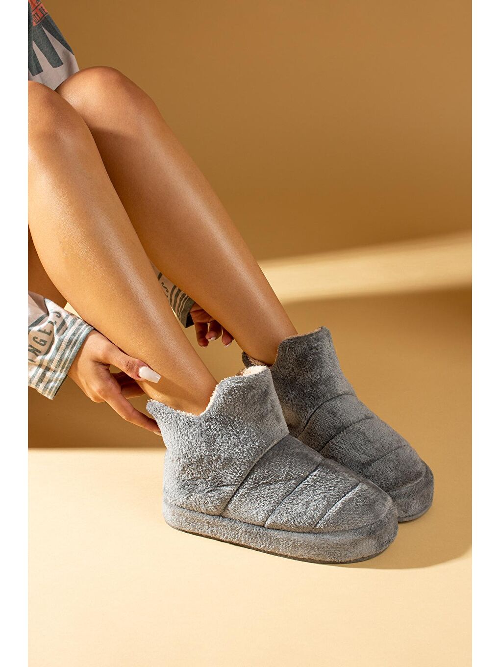 Gri Kalın Taban Polar Kadın Ev Botu 001-19-21