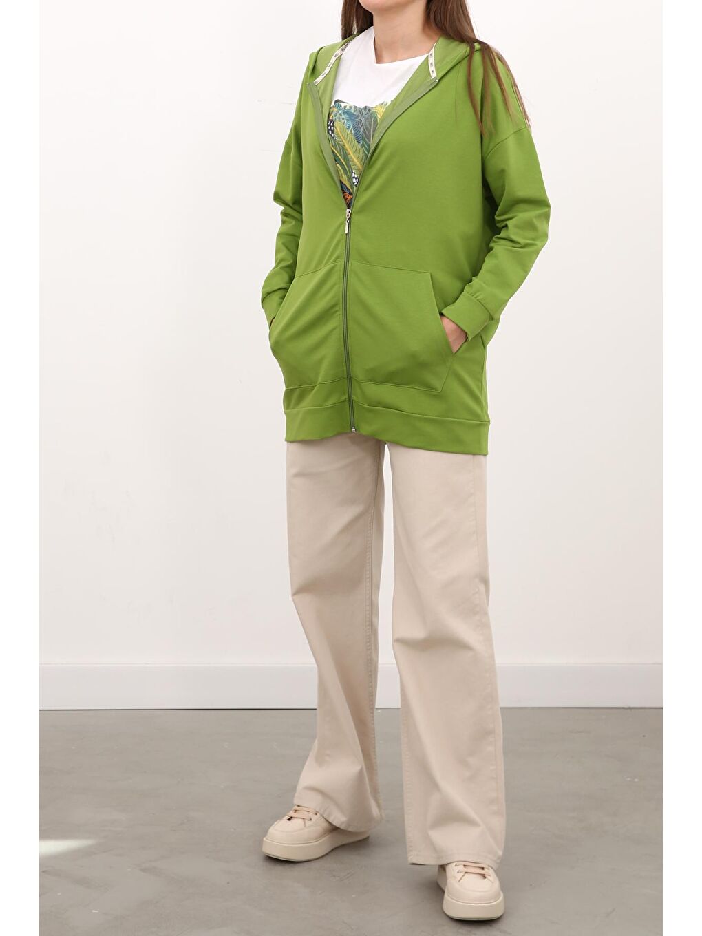 Fıstık Yeşili Kapüşonlu Fermuarlı Hırka-2